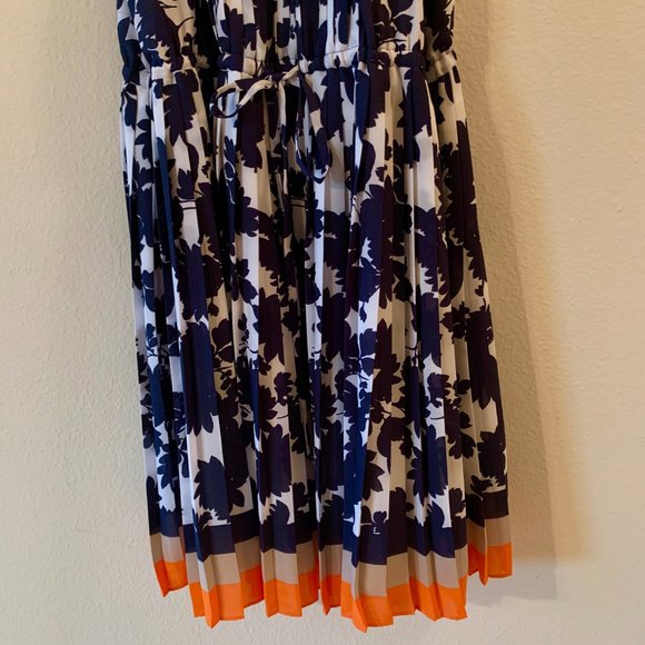 Banana Republic Halter Neck Midi Dress - Picture 2 of 7